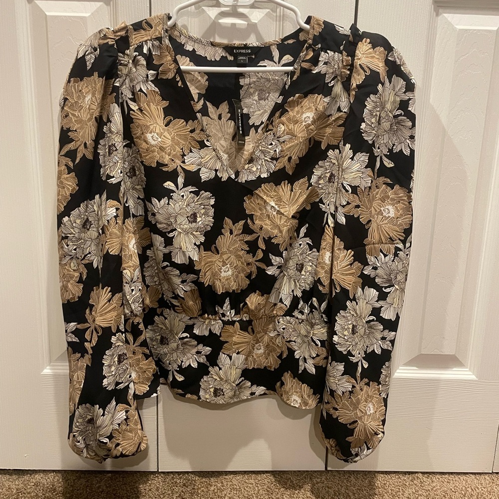Express Floral Blouse in Black and Tan